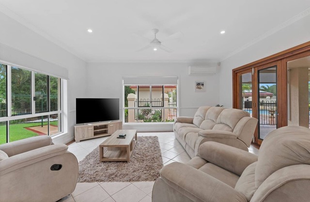 Bella Villa Sprawling Luxe Stay with Pool and Sauna