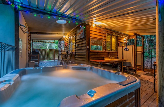 Bellbird Studio, pet friendly, glamping getaway