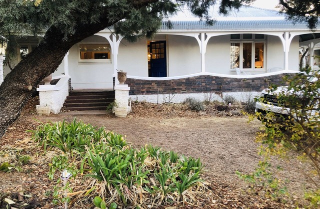 Belmore Historic Cottage