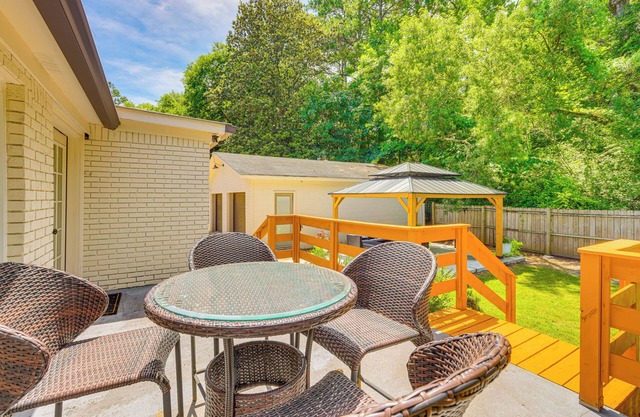 Bessemer Home w/Patio: 18 Mi to Birmingham!