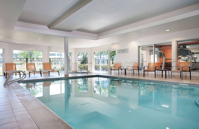 Best Find! Pool, Pets Allowed, FREE Parking, Minutes to Intra Sports Complex!