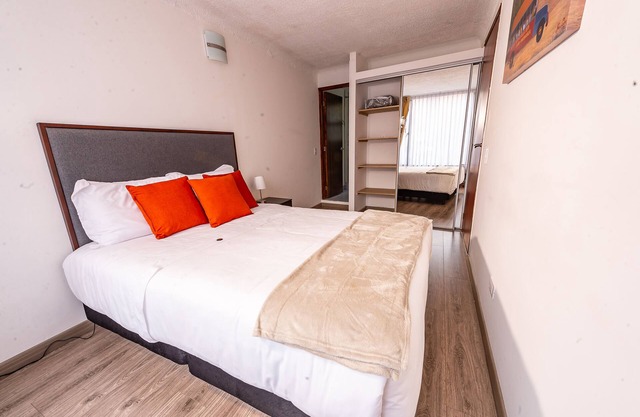 ⭐ Best Location - 2 Bed + 2 Bath Private Apartment + WIFI