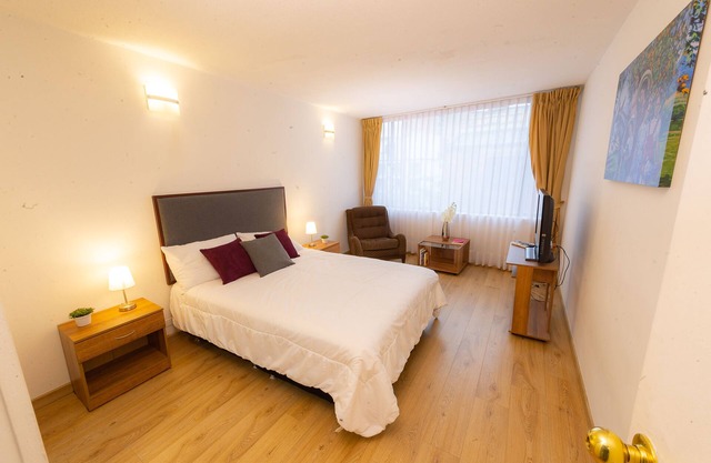 ⭐ Best Location - 2 Bed + 2 Bath Private Apartment + WIFI