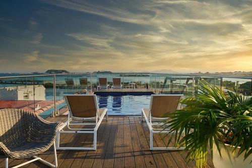 Best Location & Rooftop Pool Apto With Elevator