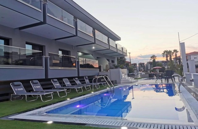 Best Paradise In Nikiti