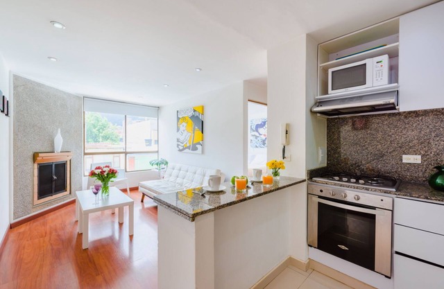 BEST PRICE in the Area ! Modern apt El Retiro - Zona Tn
