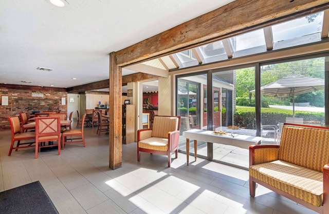 Best Western Inn & Suites Rutland-Killington