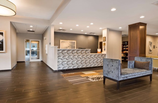 Best Western Plus Boardman Inn & Suites