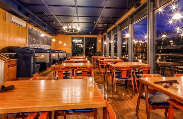 Best Western Plus Rivershore Hotel