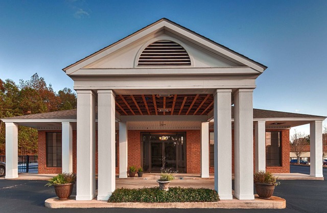 Best Western Suites