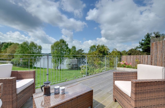 Bewl Cottage - Three Bedroom House, Sleeps 5