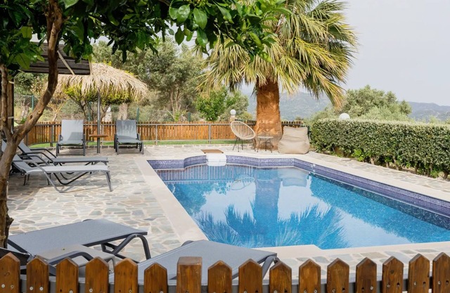 BH361 - C - Villa Rethymno