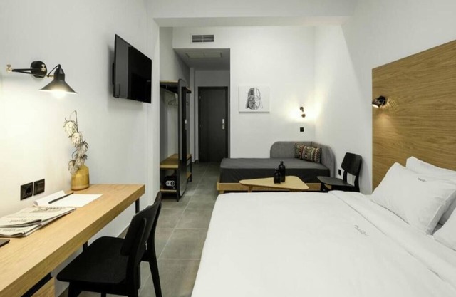BH765 - C - Room Thessaloniki