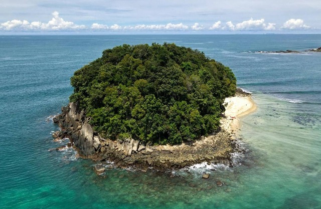 Bigfin Beach Resort