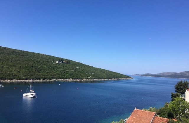 Bigova Sea View Holiday Rooms