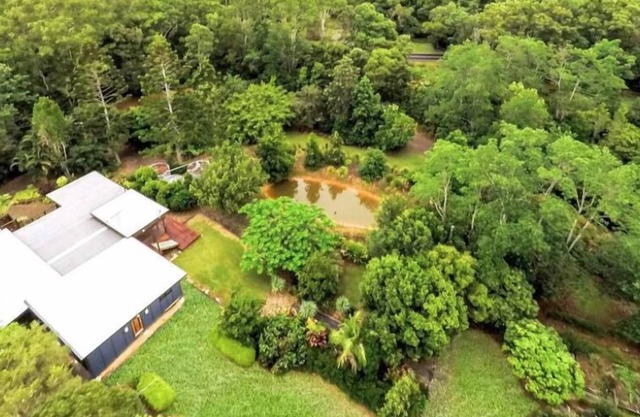 BILLABONG Noosa Hinterland Holiday House