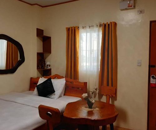 Binalonan Transient/GUESTHOUSE (PENSION GLAYDIE)