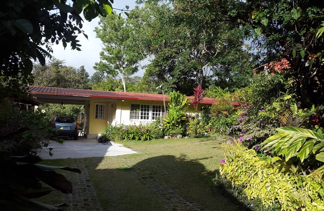 Bird Watchers Paradise. Villa San Antonio, Chalet, swimming pool BBQ terrace.