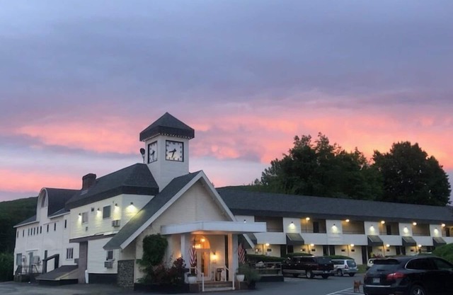 Black Mountain Inn