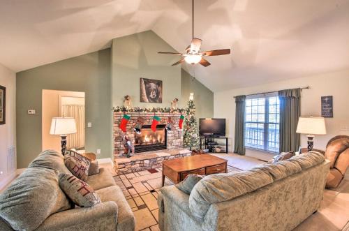 Blairsville Home with Deck and Stunning Mountain Views