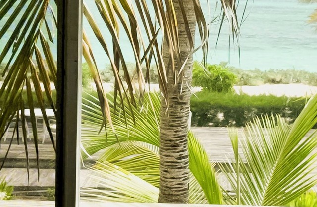Bliss Ocean Beach 3-bedroom condo, Whitby, North Caicos.