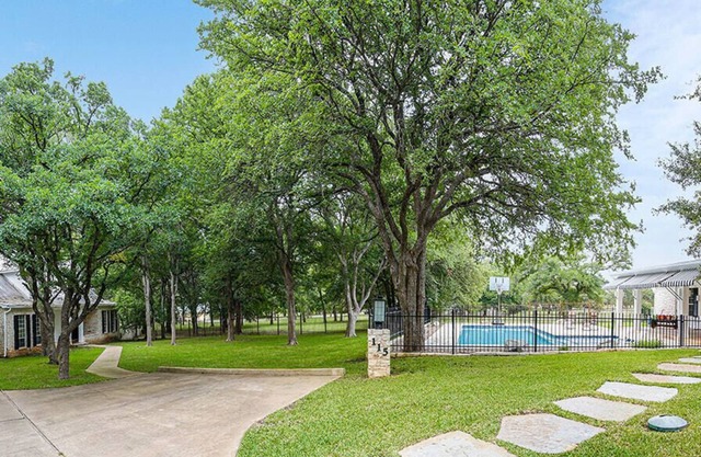 Blister Gold Hideaway | Swimming Pool | Concierge Services