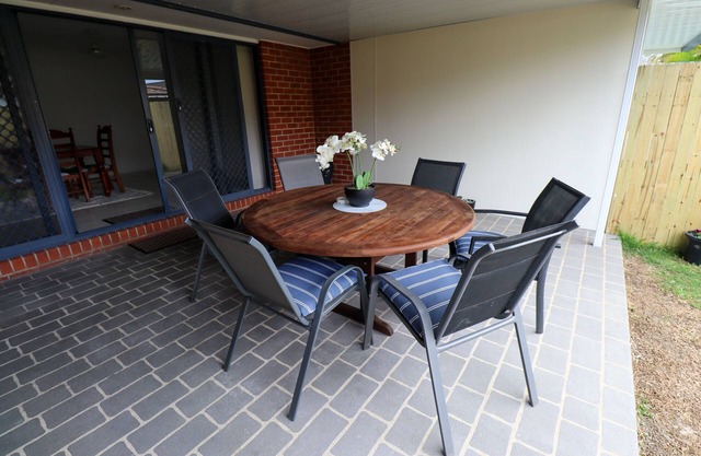 BLK Stays Guest House Deluxe Front Unit Bellmere