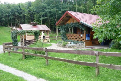 Blockhaus mitten im Wald, sehr urig und gemütlich, etwas für Naturliebhaber