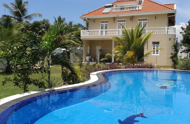BLOSSEM Villa, Homestay, Waterfront getaway