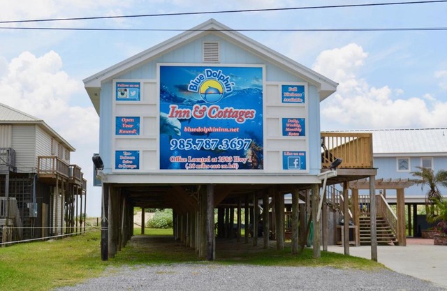Blue Dolphin Inn and Cottages