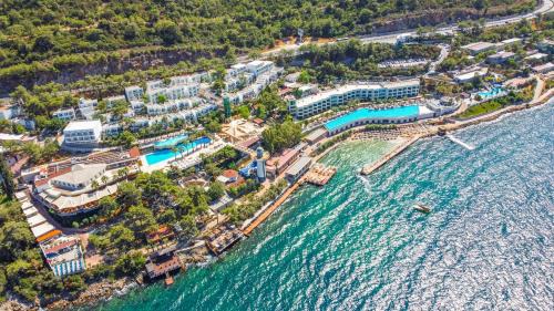 Blue Dreams Resort Bodrum - Aquapark & Ultra All Inclusive
