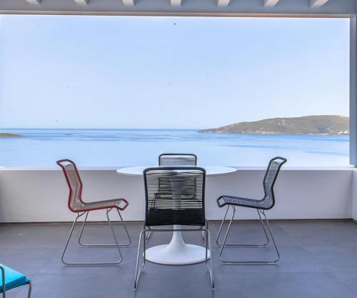 Blue Frames Summer House