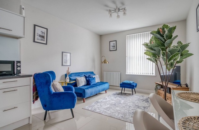Blue Horizon 1-Bedroom Apartment Near Hospital