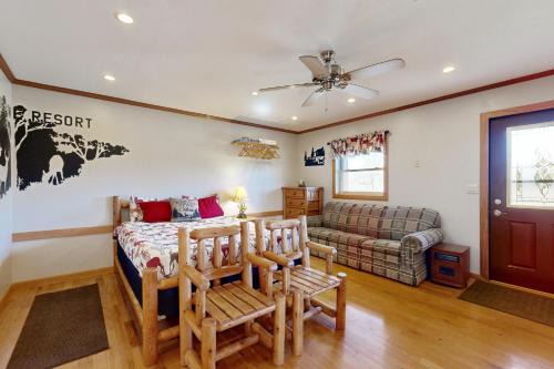 Blue Line Resort (All 3 Cabins)