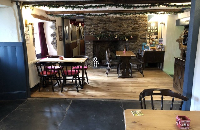 Blue Lion Inn