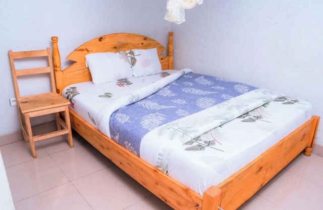 Blue Moon Apartment Budget Double Room