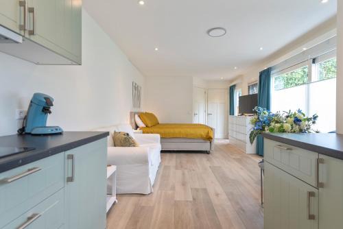 Blue Oasis Cottage - Free Parking