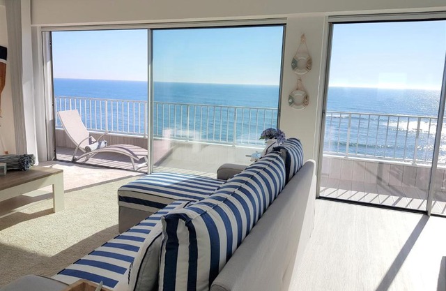 Blue Sea Apartment