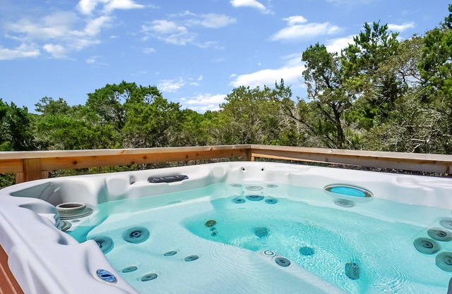Blue Spring Retreat I Hot tub, Families