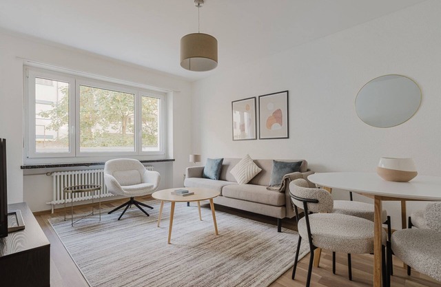 Blueground | St. Johann, balcony, fully furnished