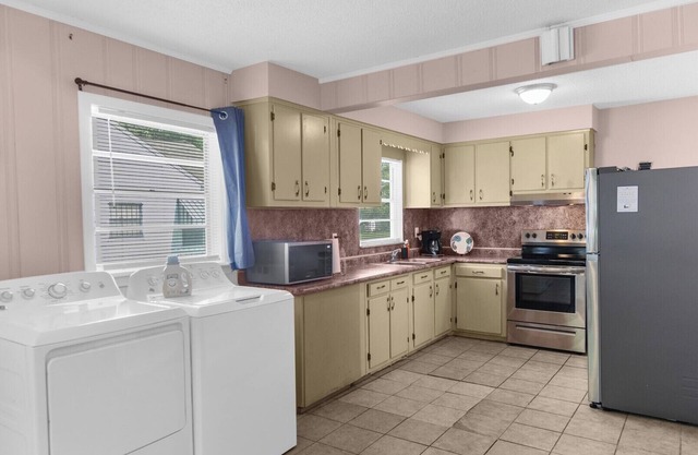 Blushing Bungalow