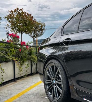 BMW 535i