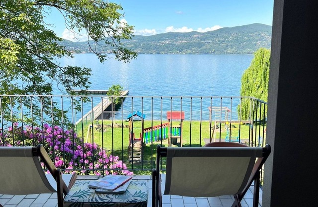 Bnbook Casa Luccio Vista lago-Ispra