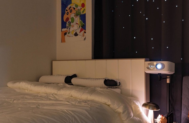 Boardgames, Cosplay, Nintendo, Beam Projector, Netflix, Ball Pool, Comic Book