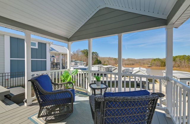 Boat & Fish: Waterfront Gem in Sherrills Ford!