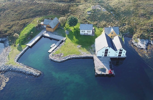 "Boathouse" Fantastic Pearl In the middle of the ocean gap!