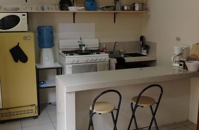 Bohemia Tiny Private Apt in Urban Neighborhood