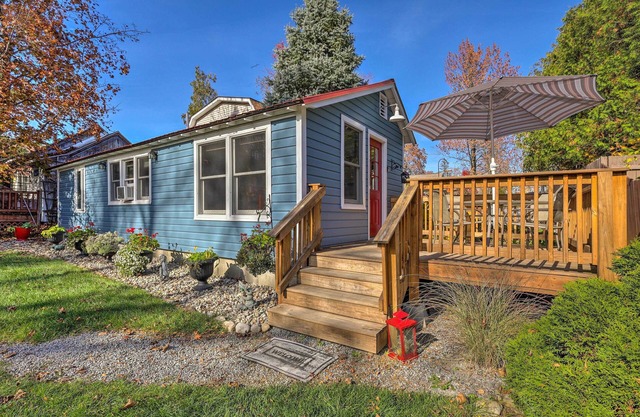 Bolton Landing Cottage: Walk to Lake George!