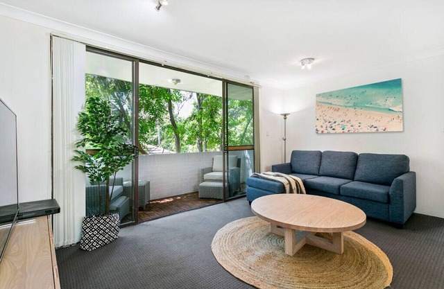 Bondi Bliss Lamrock - 1 minute to beach + Parking