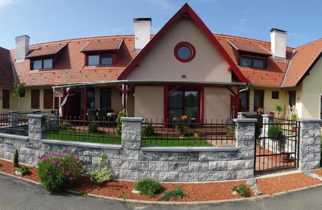 Boróka Apartman Lenti
